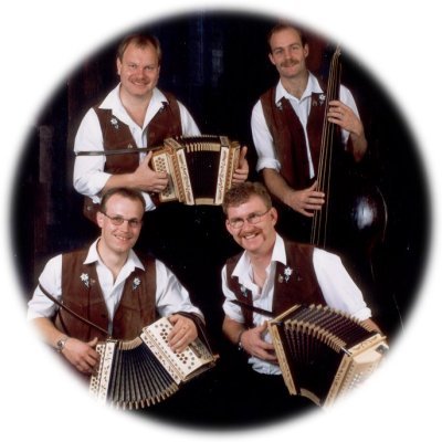 Schwyzerörgeli-Quartett Passwang